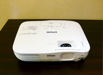 Projector (1 set)